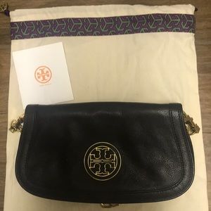 Black Tory Burch cross body purse